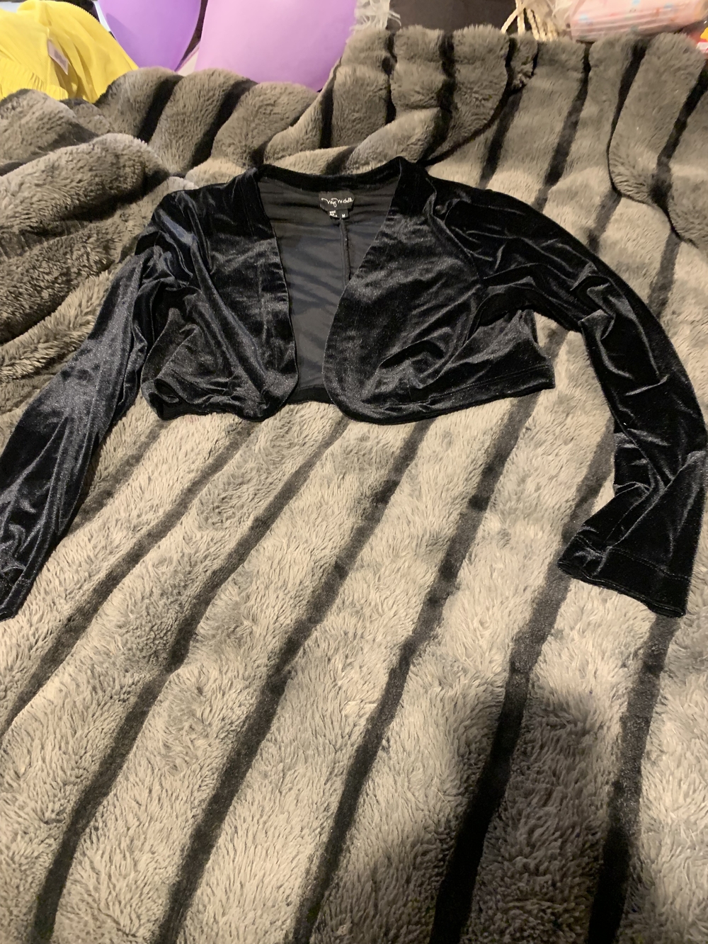 #685 "My Michelle" Black Velvet Cropped Bolero Jacket